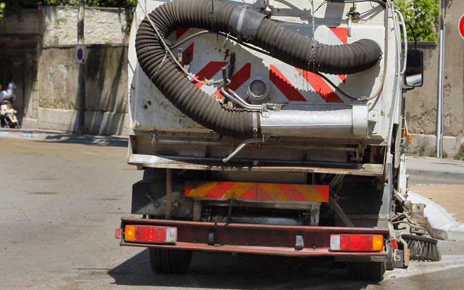 camion assainissement Villeneuve-la-Garenne